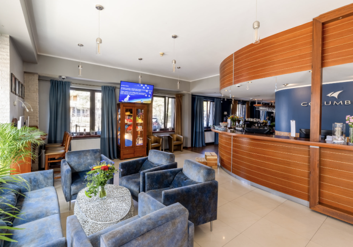 Hotel Columbus w Rowach