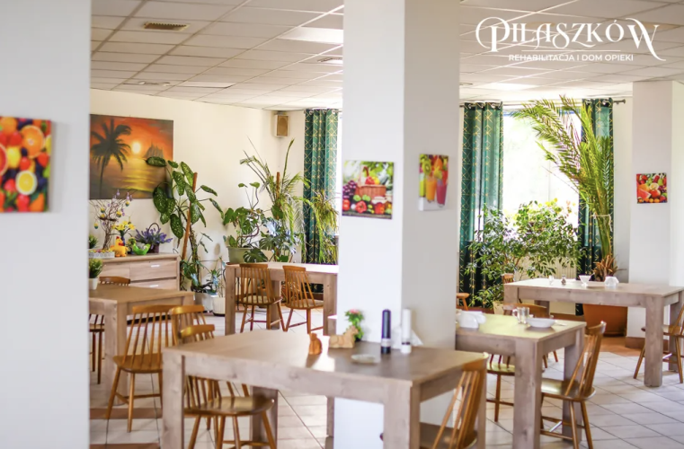 Jadalnia w Domu Opieki i Rehabilitacja Pilaszków