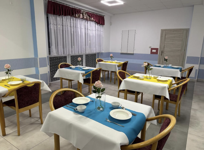 Stołówka w Domu Opieki HARMONIA w Wierzbicy