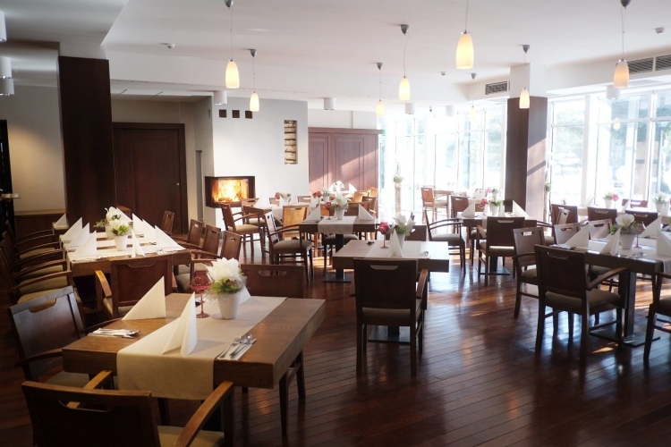 Hotel Kozi Gród w Pomlewie k. Gdańska