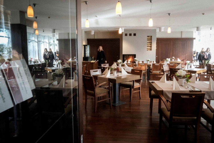 Hotel Kozi Gród w Pomlewie k. Gdańska