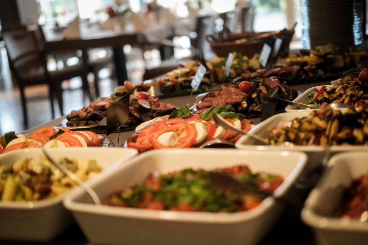 Hotel Kozi Gród w Pomlewie k. Gdańska