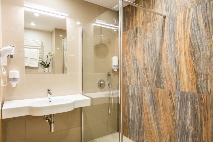 Hotel Kozi Gród w Pomlewie k. Gdańska