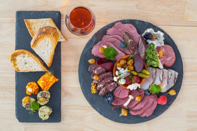 Hotel Kozi Gród w Pomlewie k. Gdańska