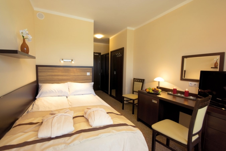 Jeden z pokoi dla gości Albatros SPA & SKI w Jarosławcu