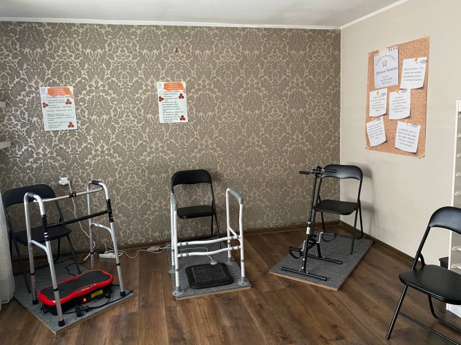 Dom Dziennego Pobytu BILINGWO w Poznaniu zapewnia swoim podopiecznym nie tylko terapię zajęciową, ale i rehabilitację