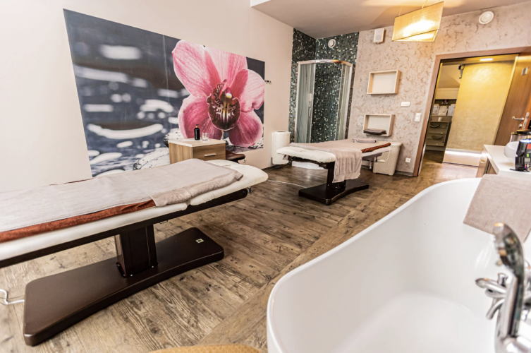 OLIVIA Medical SPA w Skomielnej Czarnej