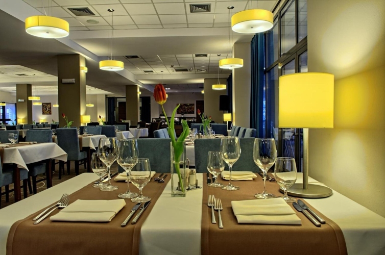 Hotel Krynica w Krynicy-Zdroju