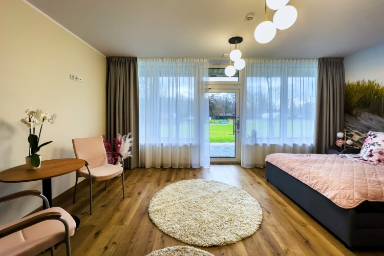 Apartamenty Serwisowane White House w Jastrzębiej Górze posiadają oddzielne wyjście na zewnątrz