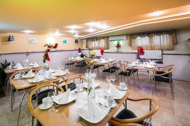 Hotel Monttis w Suchej Beskidzkiej