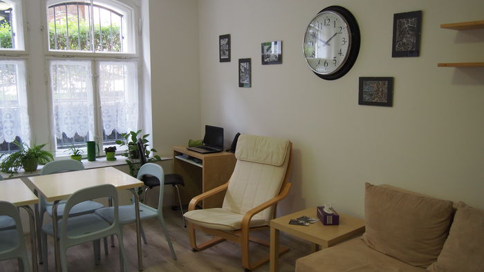 Senioralny Dom Krótkiego Pobytu PATRIA w Poznaniu - sala pobytu dziennego