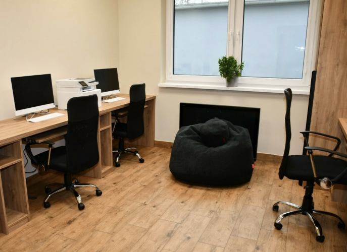 Centrum Opiekuńczo - Mieszkalne w Pakości dysponuje świetnue wyposażoną salą komputerową