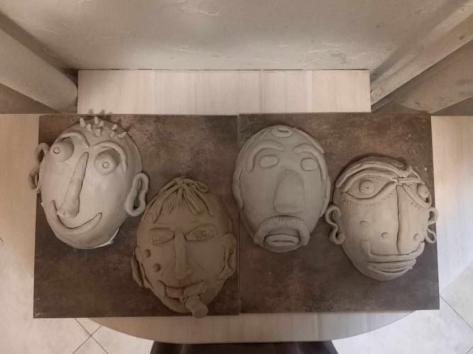 Dom Dziennego Pobytu „Aktywny Senior” w Krakowie oferuje swoim podopiecznym różne formy terapii zajęciowej 