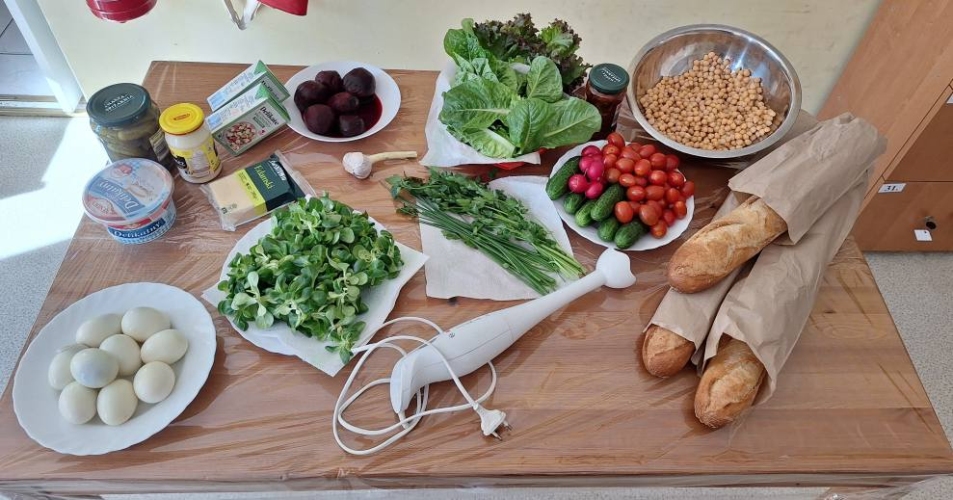 Dzienny Dom SENIOR+ w Dąbrowie Górniczej - jedną z form terapii zajęciowej just kulinoterapia