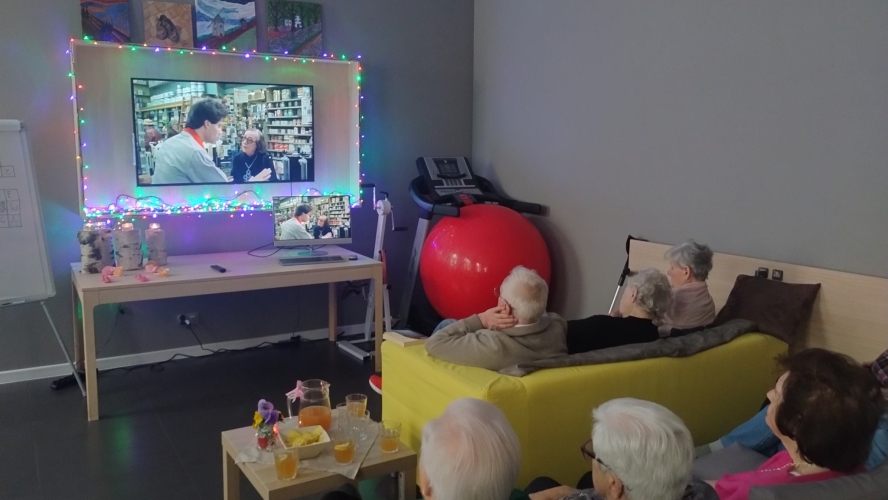 Dzienny Dom Pobytu Senectus w Bydgoszczy zapewnia seniorom możliwość spędzania wolnego czasu zgodny z ich zaintereowaniami