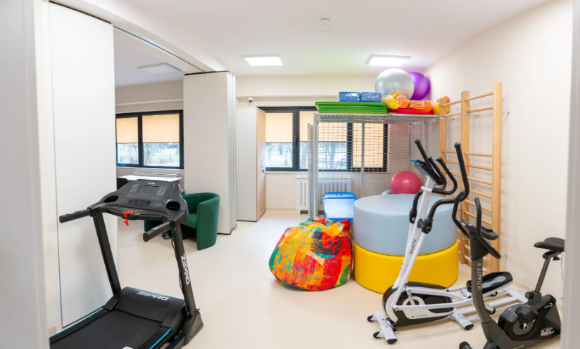 Centrum Dziennego Pobytu dla Seniorów Nr 1 w Lublinie dysponuje nowocześnie wyposażoną salą rehabilitacyjną