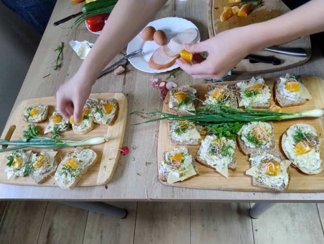 Centrum Senioralne w Wińsku to miejsce, gdzie seniorzy rozwijają swoje zainteresowania - również te kulinarne
