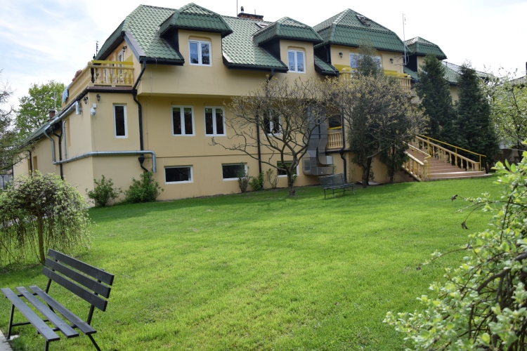 Dom Opieki Seniora SŁOWIK w Papierni