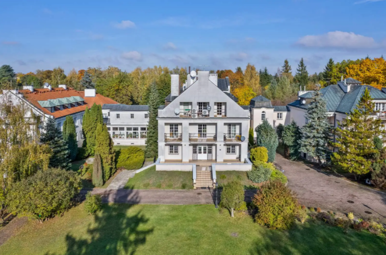 Dom Artystów Weteranów Scen Polskich w Skolimowie