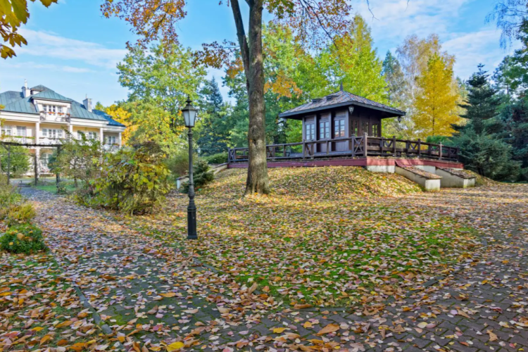 Dom Artystów Weteranów Scen Polskich w Skolimowie