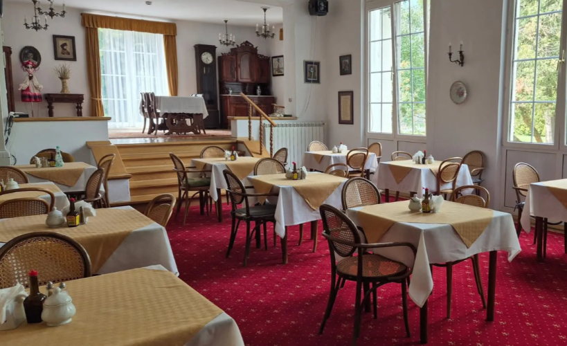 Dom Artystów Weteranów Scen Polskich w Skolimowie