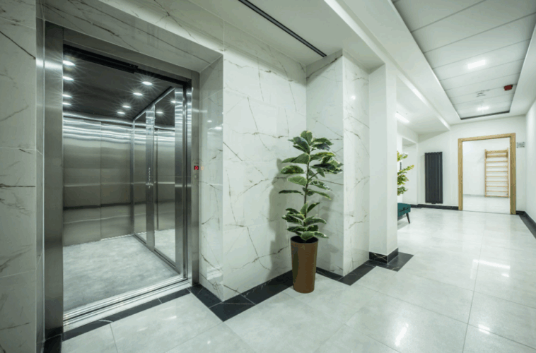 W Centrum Opieki Medi Senior w Zgierzu znajduje się winda